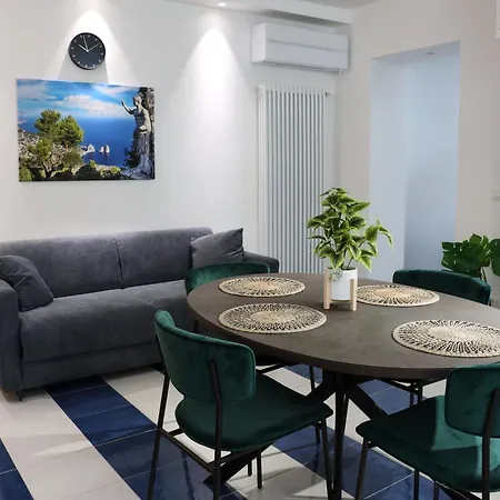 Mas House بيت ضيافة *
