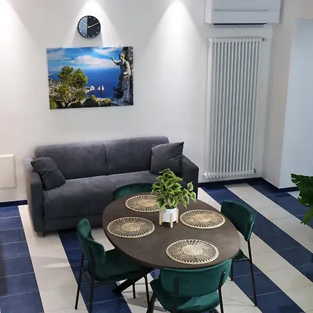 Mas House Guest house *